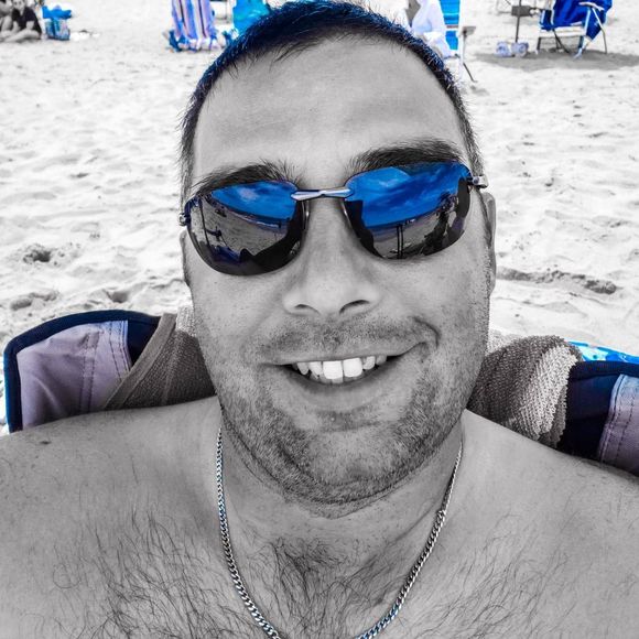 Meet your Posher, Mike - Picture 1 of 1